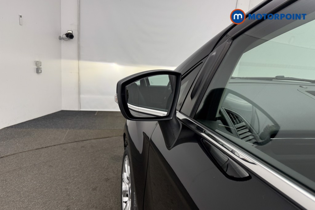 Ford Ecosport Titanium Manual Petrol SUV - Stock Number (1592420) - 27th supplementary image