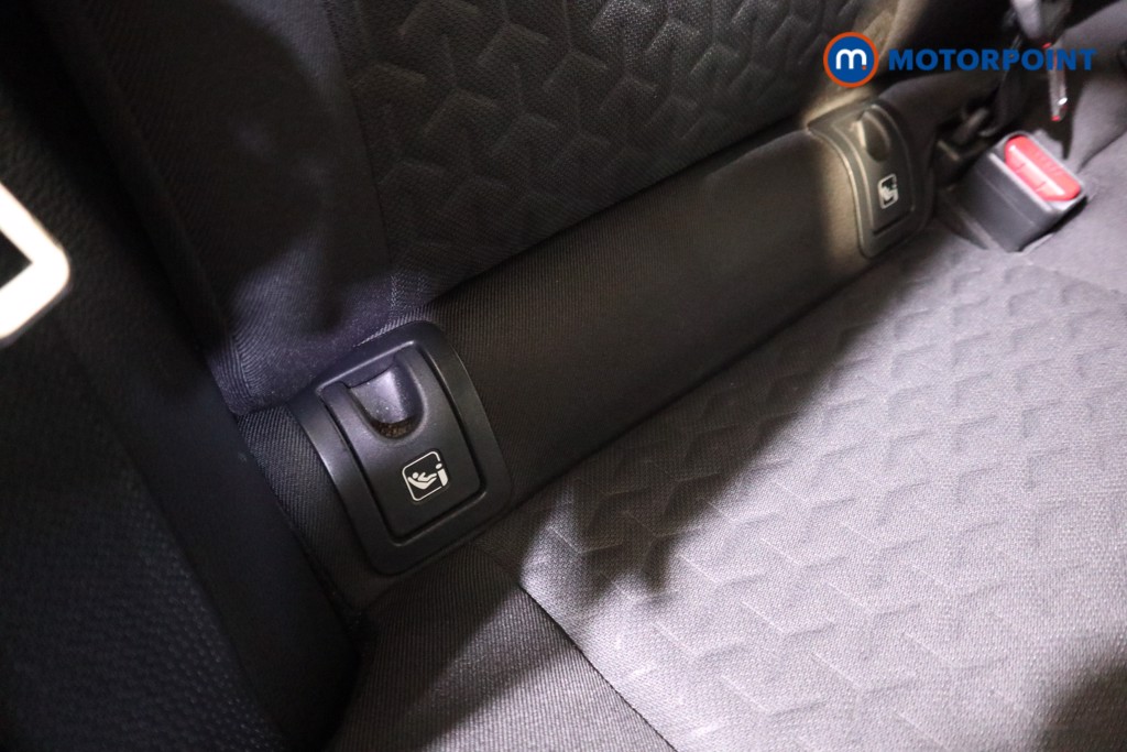 Toyota Yaris Cross Design Automatic Petrol-Electric Hybrid Estate - Stock Number (1592460) - 6th supplementary image