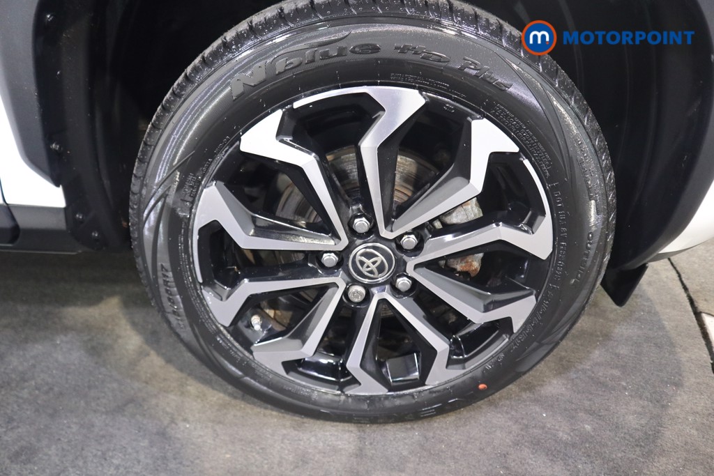 Toyota Yaris Cross Design Automatic Petrol-Electric Hybrid Estate - Stock Number (1592460) - 10th supplementary image