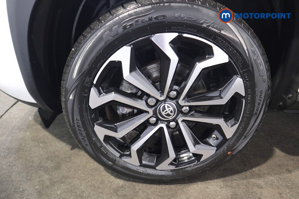 Toyota Yaris Cross Design Automatic Petrol-Electric Hybrid Estate - Stock Number (1592460) - 11th supplementary image