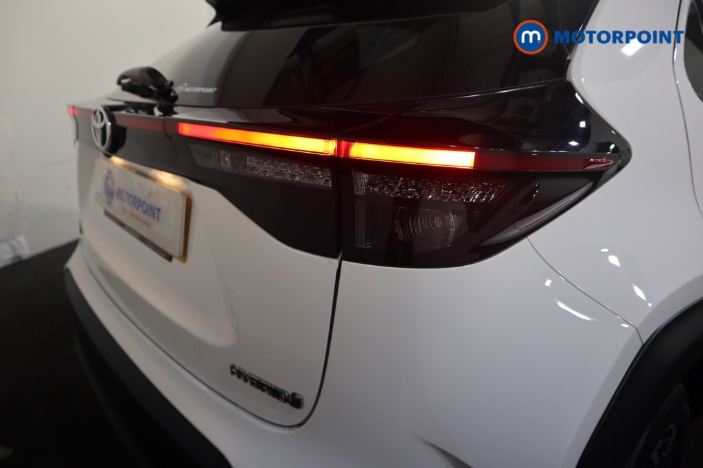 Toyota Yaris Cross Design Automatic Petrol-Electric Hybrid Estate - Stock Number (1592460) - 15th supplementary image