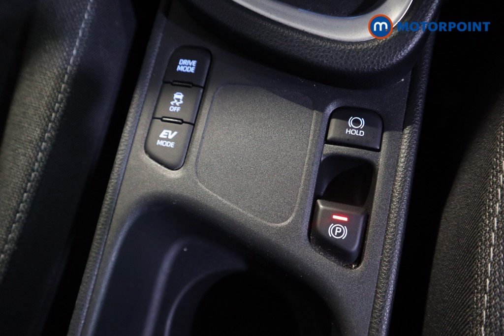 Toyota Yaris Cross Design Automatic Petrol-Electric Hybrid Estate - Stock Number (1592460) - 32nd supplementary image