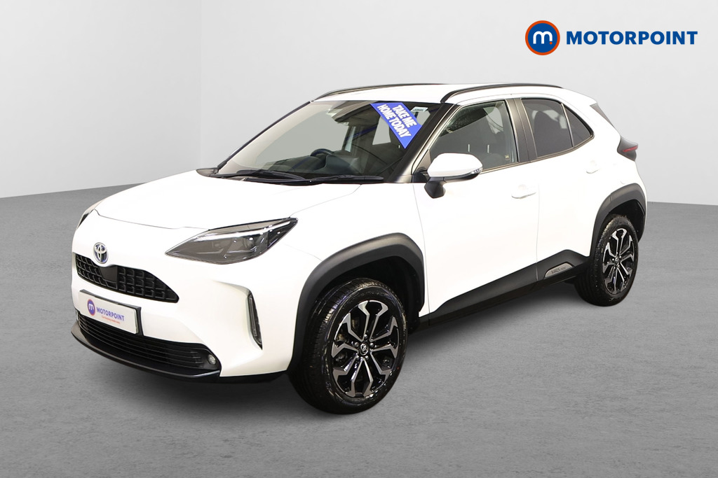 Toyota Yaris Cross Design Automatic Petrol-Electric Hybrid Estate - Stock Number (1592460) - Passenger side front corner