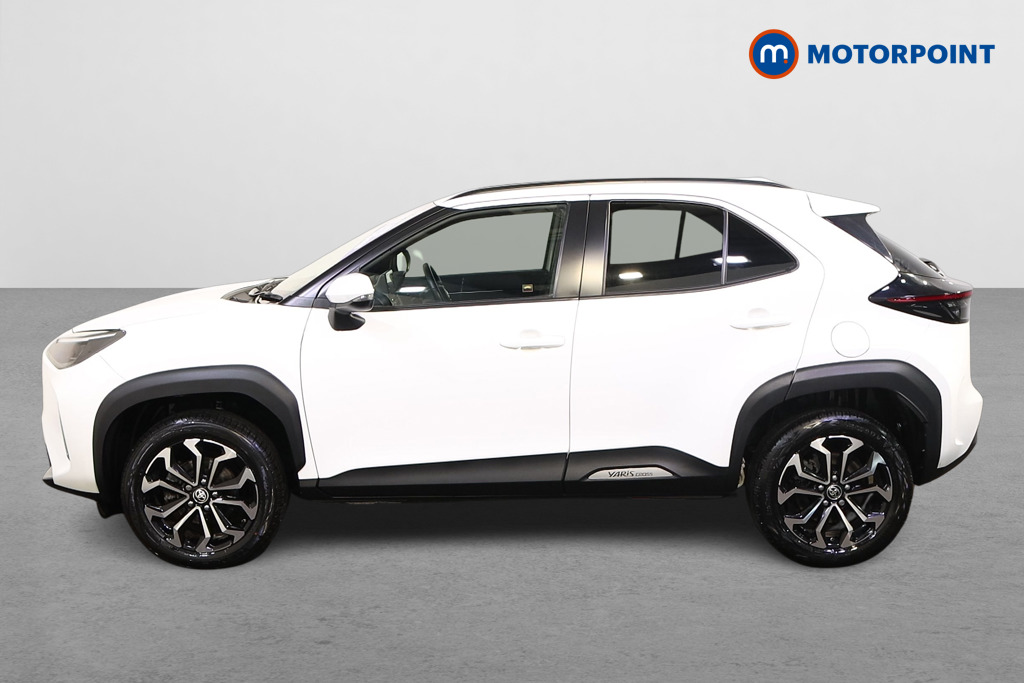 Toyota Yaris Cross Design Automatic Petrol-Electric Hybrid Estate - Stock Number (1592460) - Passenger side