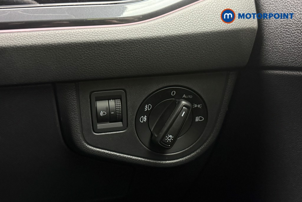 Volkswagen Polo R-Line Automatic Petrol Hatchback - Stock Number (1592871) - 25th supplementary image