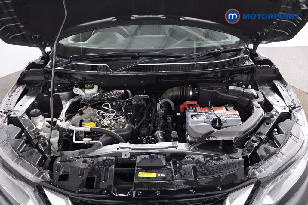 Nissan Qashqai Tekna Automatic Petrol SUV - Stock Number (1593104) - 32nd supplementary image