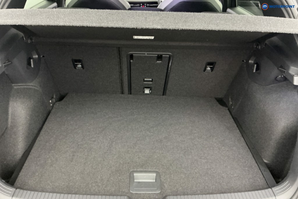 Volkswagen Golf R-Line Manual Petrol Hatchback - Stock Number (1593241) - 3rd supplementary image