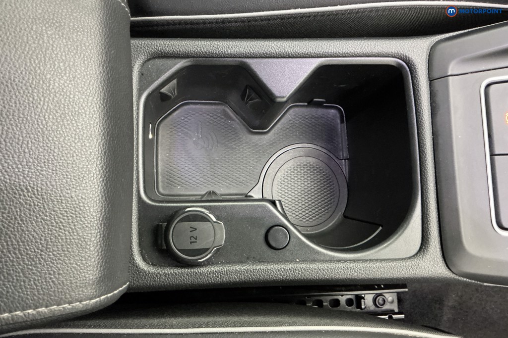 Volkswagen Golf R-Line Manual Petrol Hatchback - Stock Number (1593241) - 13th supplementary image