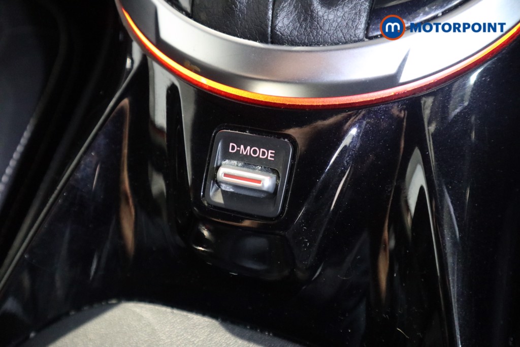 Nissan Juke Tekna-Plus Automatic Petrol SUV - Stock Number (1594095) - 9th supplementary image