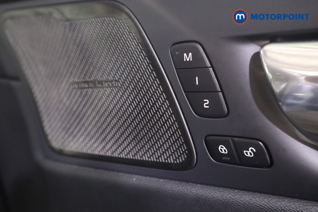 Volvo Xc60 Plus Automatic Diesel SUV - Stock Number (1594472) - 11th supplementary image