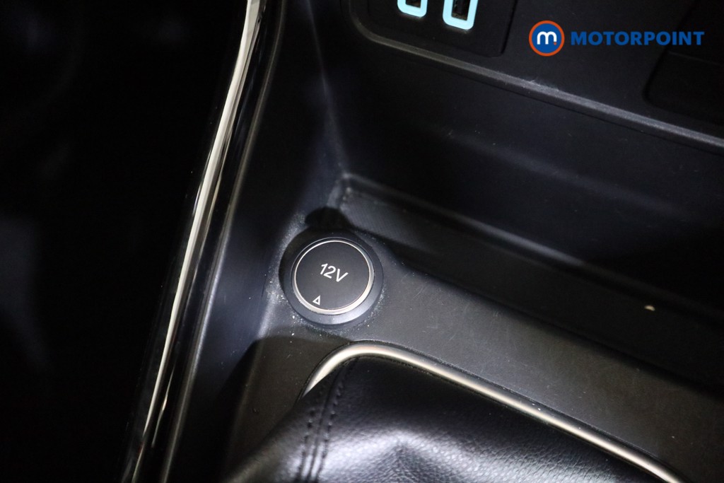 Ford Ecosport Titanium Manual Petrol SUV - Stock Number (1594606) - 11th supplementary image