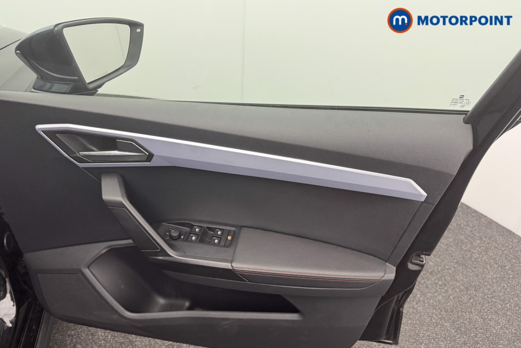 Seat Arona Fr Sport Automatic Petrol SUV - Stock Number (1595001) - 8th supplementary image