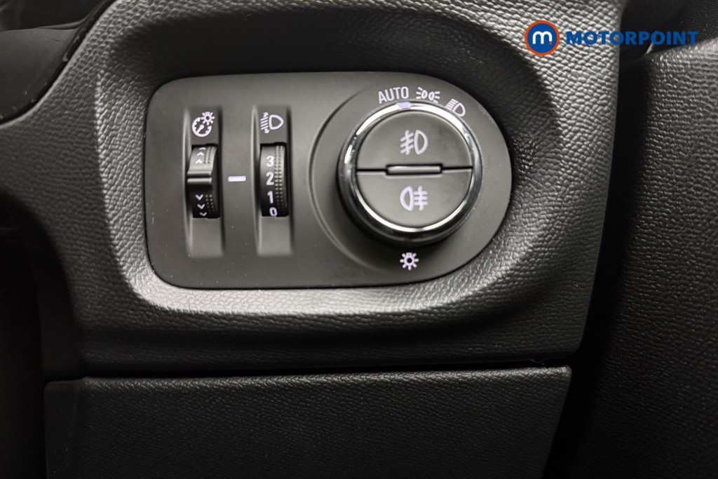 Vauxhall Corsa GS Manual Petrol Hatchback - Stock Number (1595025) - 14th supplementary image