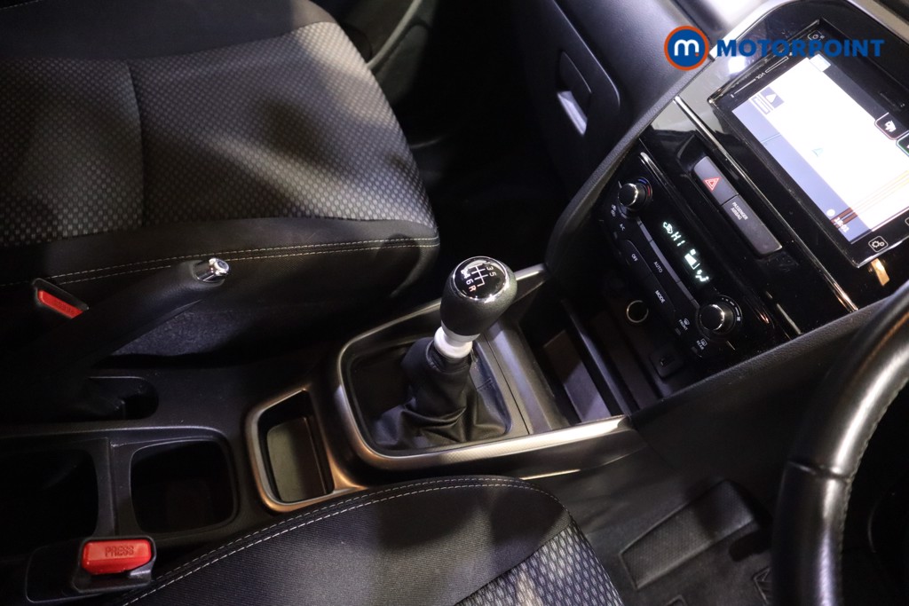 Suzuki Vitara Sz-T Manual Petrol SUV - Stock Number (1595221) - 7th supplementary image