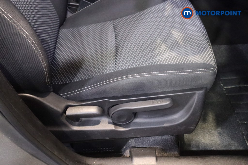 Suzuki Vitara Sz-T Manual Petrol SUV - Stock Number (1595221) - 16th supplementary image