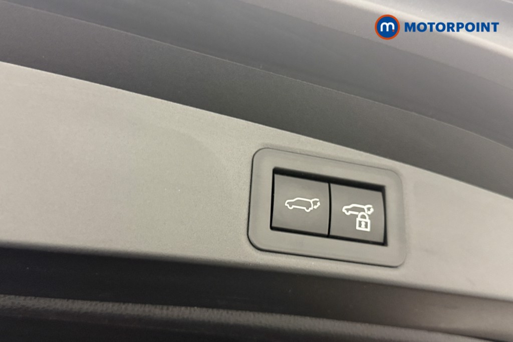 Toyota Corolla Gr Sport Automatic Petrol-Electric Hybrid Estate - Stock Number (1595268) - 9th supplementary image