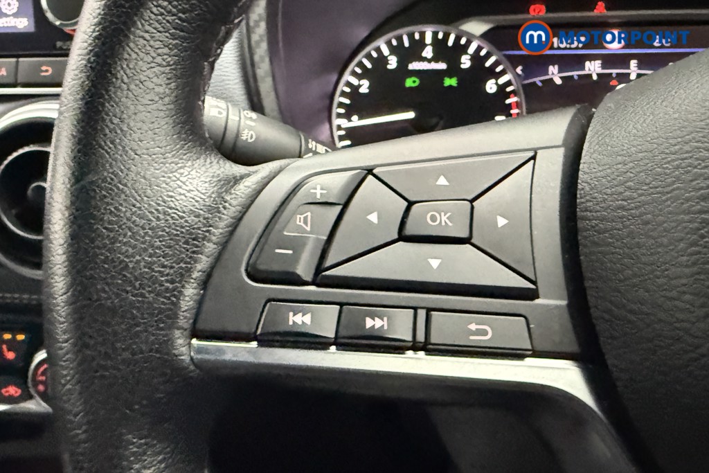 Nissan Juke Tekna Manual Petrol SUV - Stock Number (1595469) - 23rd supplementary image