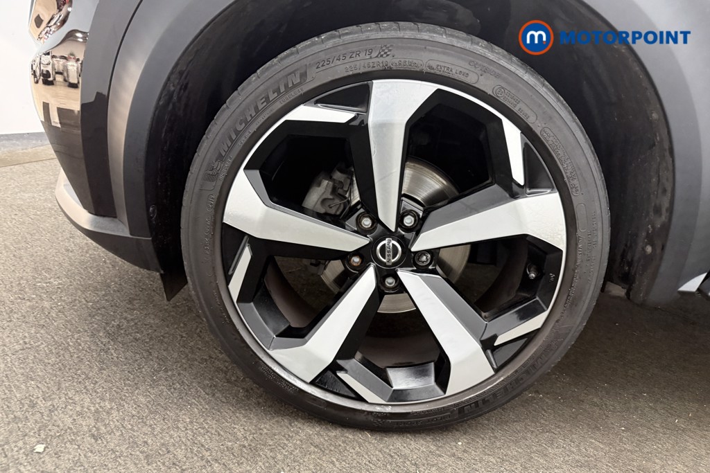 Nissan Juke Tekna Manual Petrol SUV - Stock Number (1595469) - 27th supplementary image