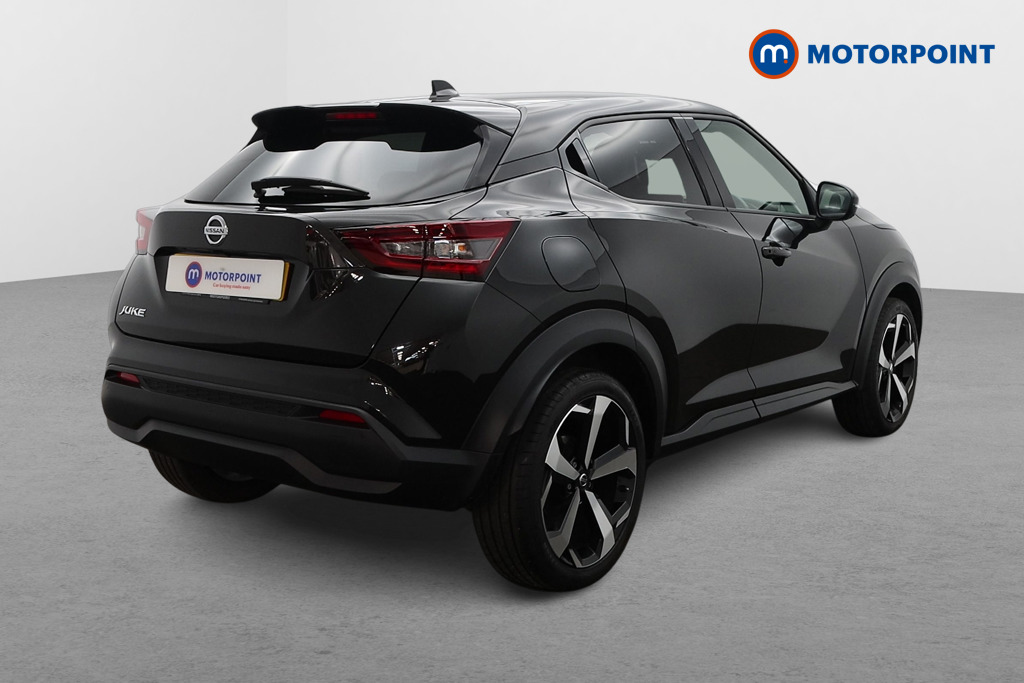 Nissan Juke Tekna Manual Petrol SUV - Stock Number (1595469) - Drivers side rear corner