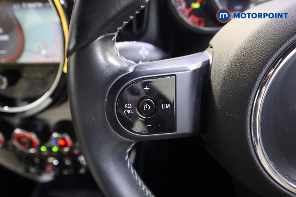 Mini Countryman Cooper Exclusive Automatic Petrol SUV - Stock Number (1595768) - 3rd supplementary image