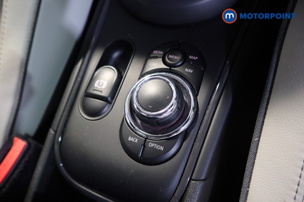 Mini Countryman Cooper Exclusive Automatic Petrol SUV - Stock Number (1595768) - 9th supplementary image