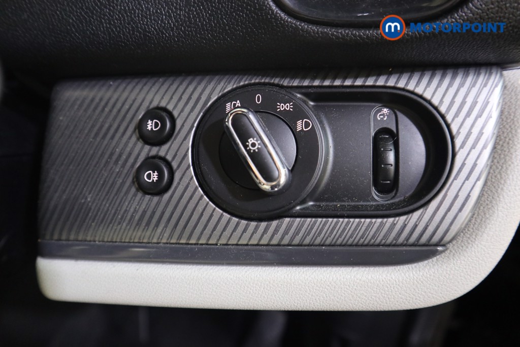 Mini Countryman Cooper Exclusive Automatic Petrol SUV - Stock Number (1595768) - 11th supplementary image