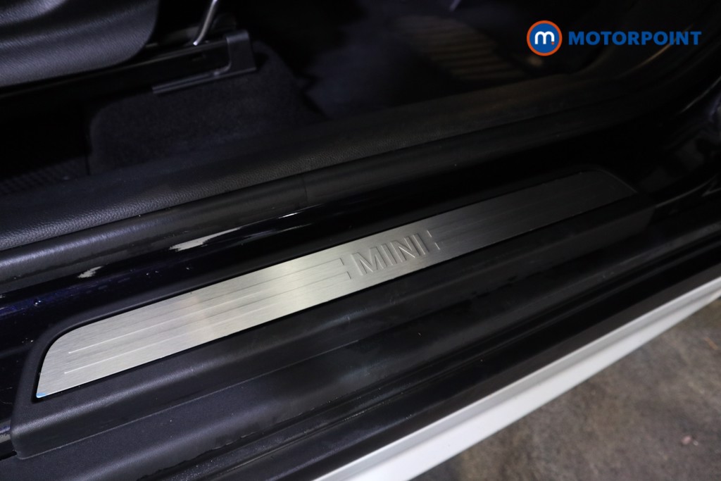 Mini Countryman Cooper Exclusive Automatic Petrol SUV - Stock Number (1595768) - 14th supplementary image