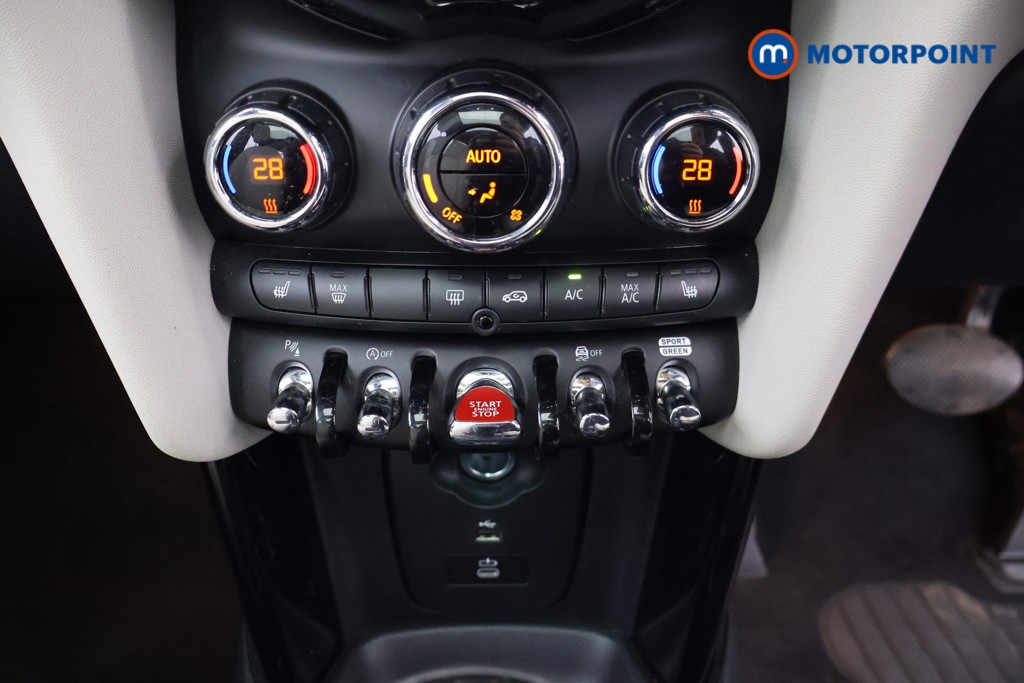 Mini Hatchback Cooper Exclusive Automatic Petrol Hatchback - Stock Number (1595805) - 6th supplementary image