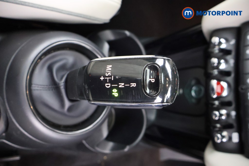 Mini Hatchback Cooper Exclusive Automatic Petrol Hatchback - Stock Number (1595805) - 7th supplementary image