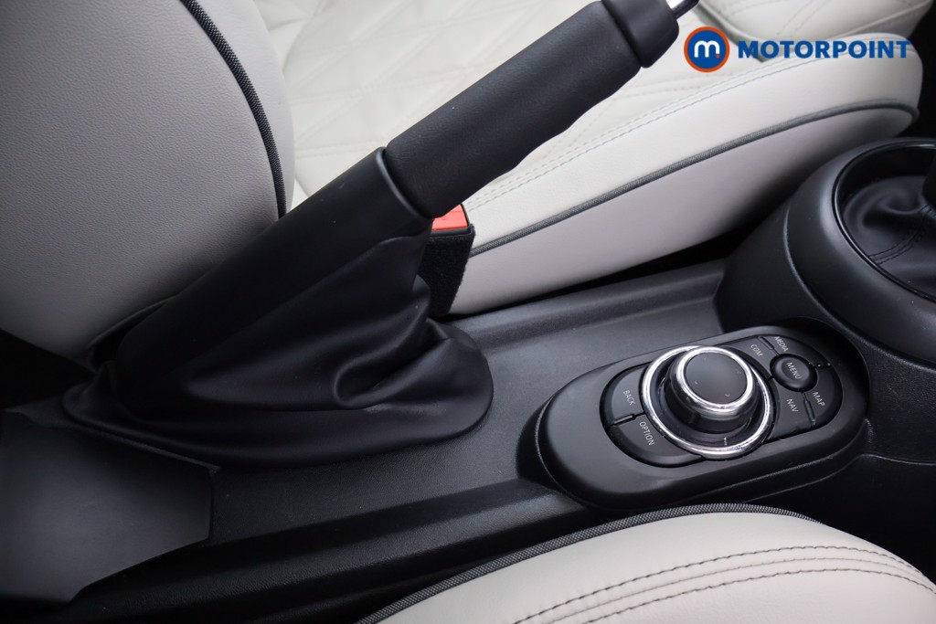 Mini Hatchback Cooper Exclusive Automatic Petrol Hatchback - Stock Number (1595805) - 8th supplementary image