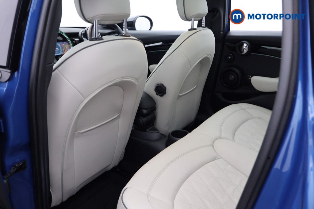 Mini Hatchback Cooper Exclusive Automatic Petrol Hatchback - Stock Number (1595805) - 20th supplementary image