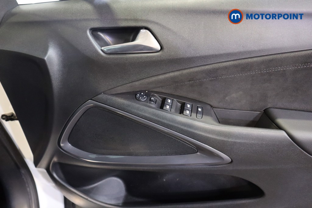 Vauxhall Crossland Ultimate Automatic Petrol SUV - Stock Number (1596479) - 9th supplementary image