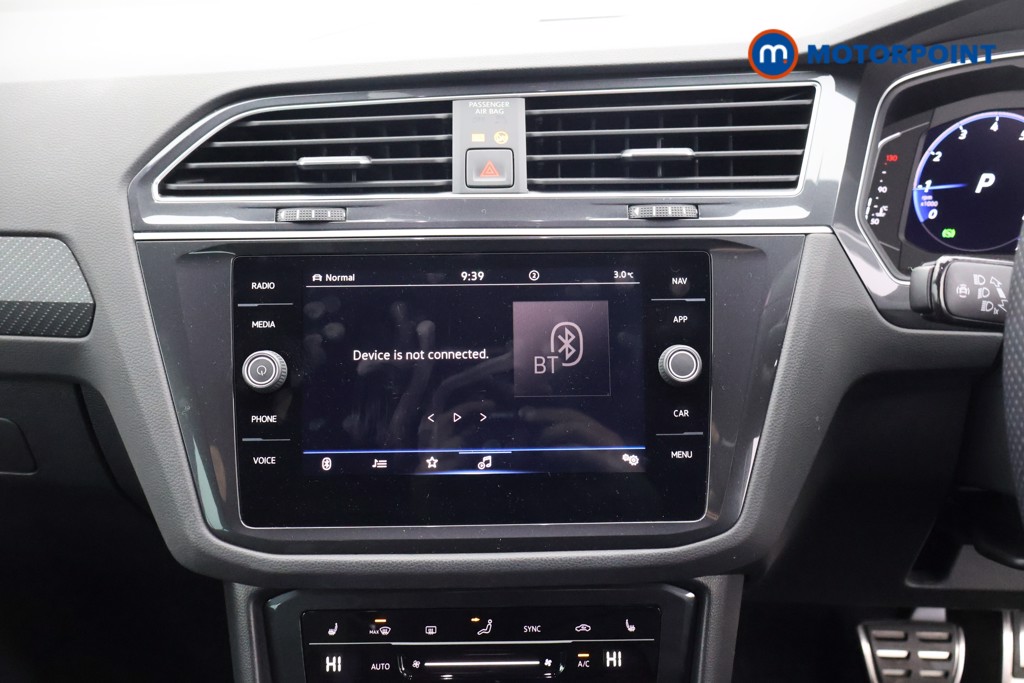 Volkswagen Tiguan R-Line Automatic Petrol SUV - Stock Number (1597025) - 5th supplementary image