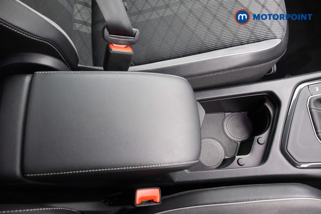 Volkswagen Tiguan R-Line Automatic Petrol SUV - Stock Number (1597025) - 9th supplementary image