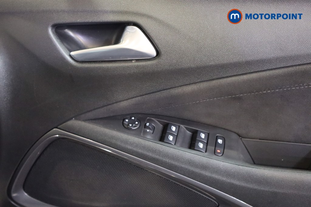 Vauxhall Crossland Ultimate Manual Petrol SUV - Stock Number (1597469) - 11th supplementary image