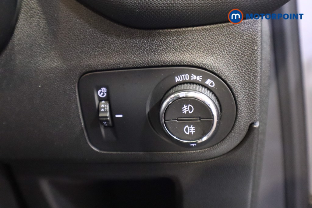 Vauxhall Crossland Ultimate Manual Petrol SUV - Stock Number (1597469) - 13th supplementary image