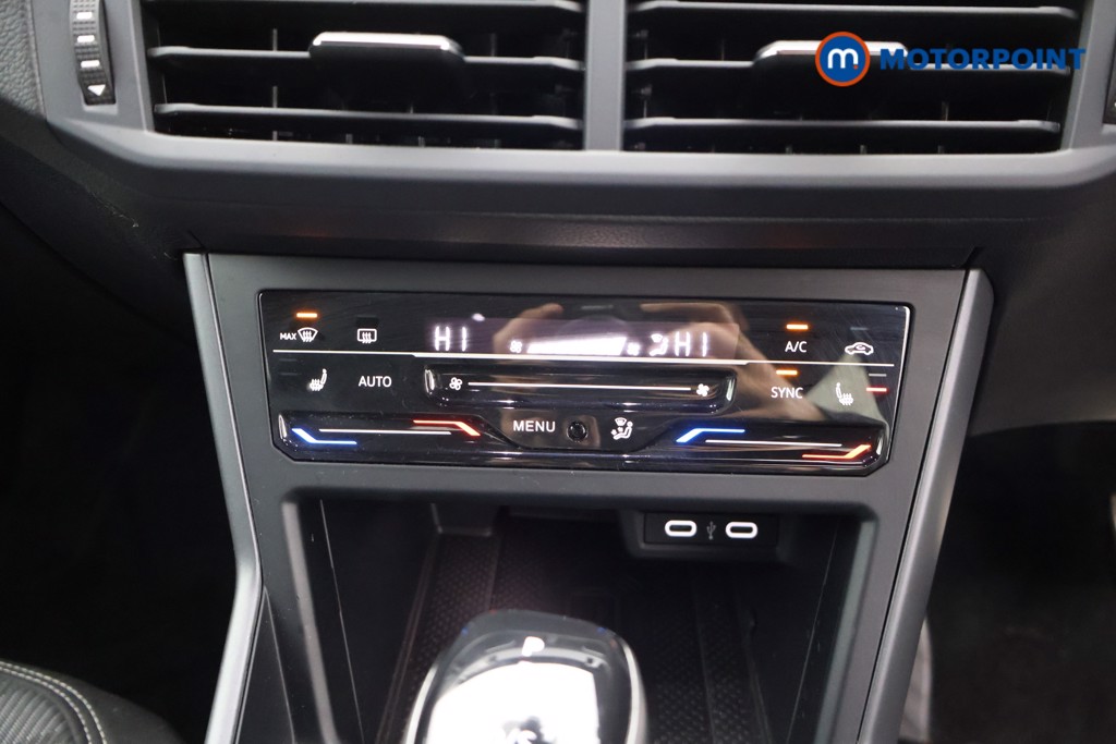Volkswagen Taigo R-Line Automatic Petrol SUV - Stock Number (1597677) - 6th supplementary image