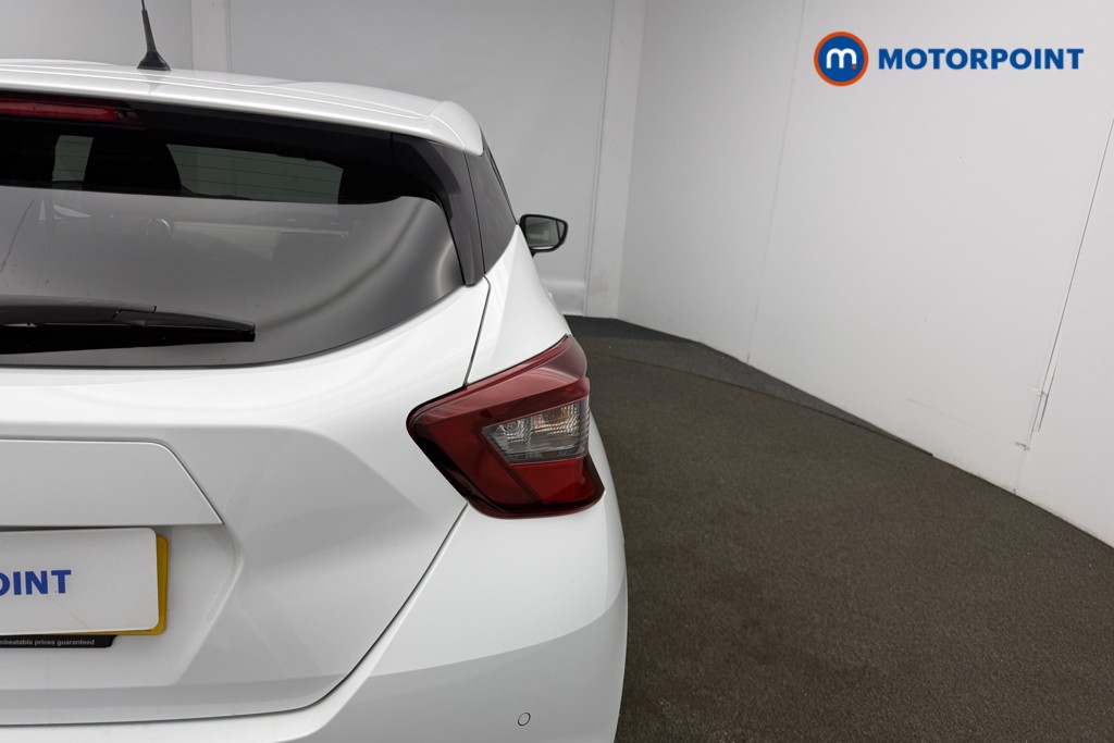 Nissan Micra Acenta Manual Petrol Hatchback - Stock Number (1597702) - 9th supplementary image