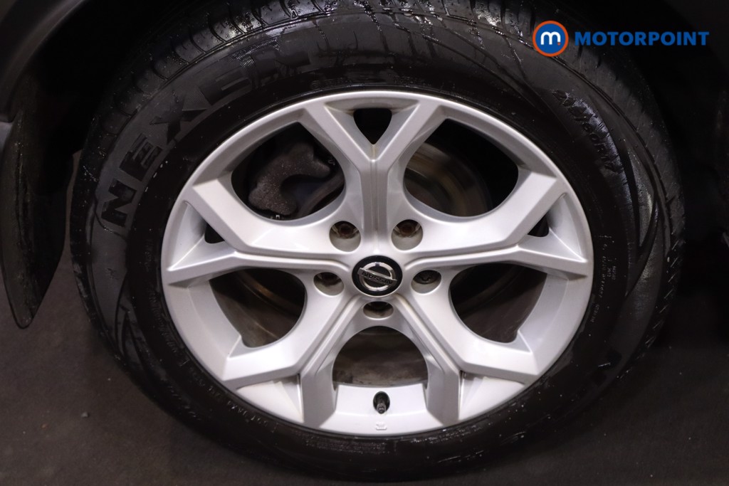 Nissan Juke N-Connecta Automatic Petrol SUV - Stock Number (1597723) - 22nd supplementary image