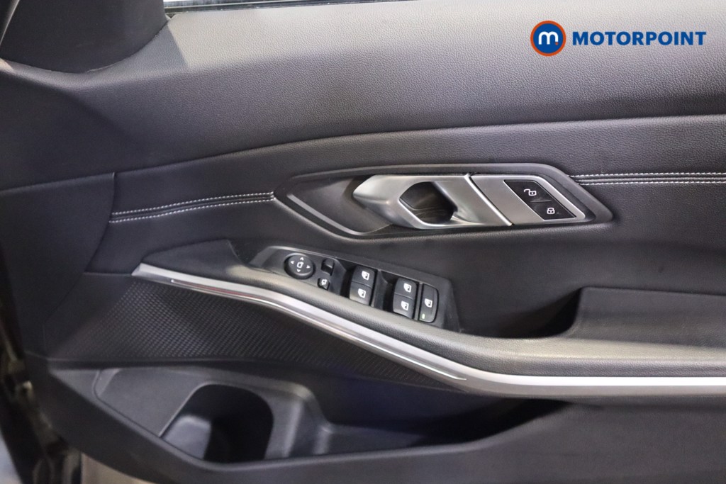 BMW 3 Series Sport Automatic Petrol Saloon - Stock Number (1597742) - 10th supplementary image