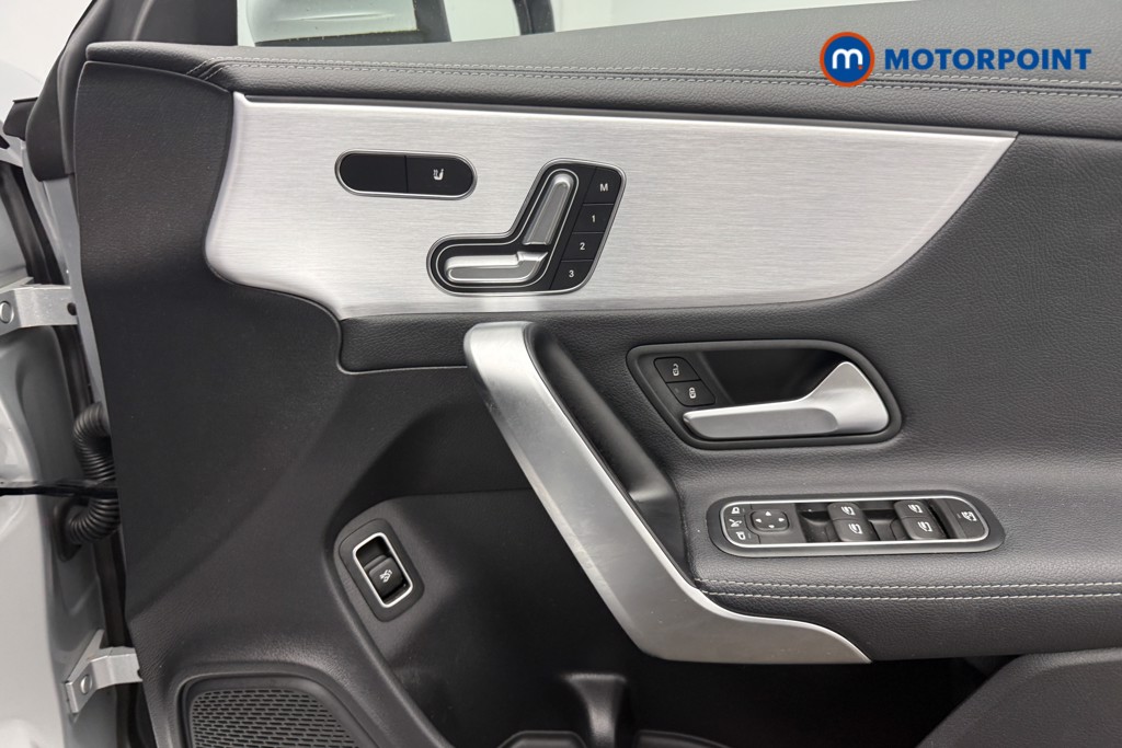 Mercedes-Benz CLA Amg Line Automatic Petrol Coupe - Stock Number (1597778) - 14th supplementary image