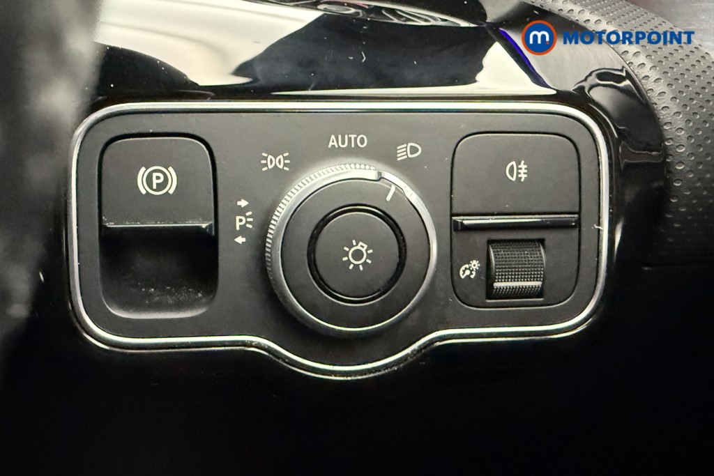 Mercedes-Benz CLA Amg Line Automatic Petrol Coupe - Stock Number (1597778) - 23rd supplementary image