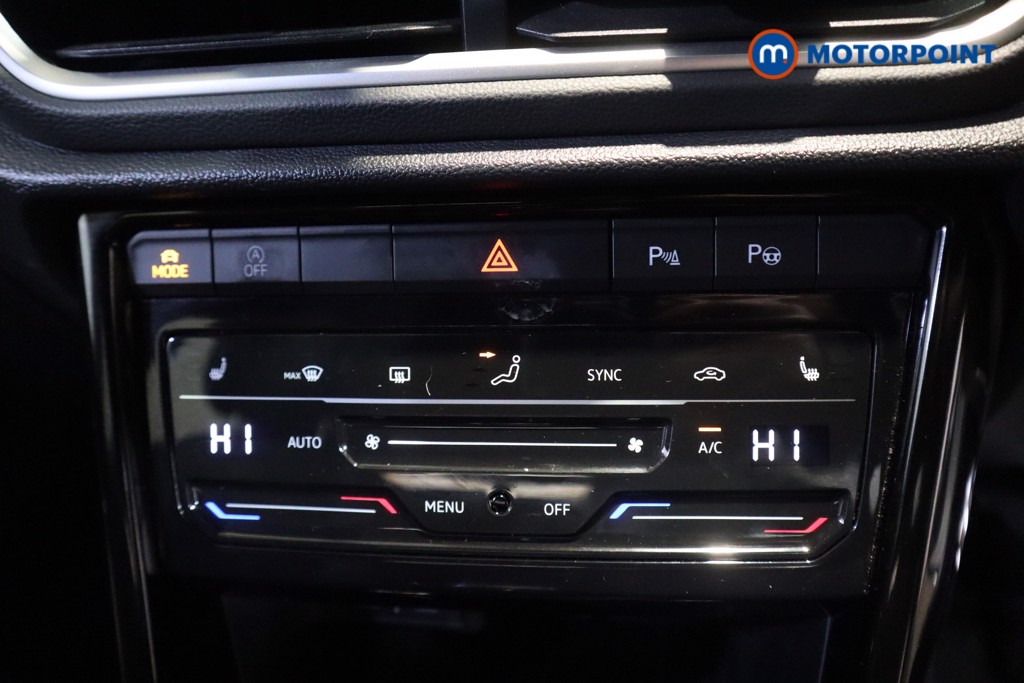Volkswagen T-Roc R-Line Automatic Petrol SUV - Stock Number (1597857) - 5th supplementary image