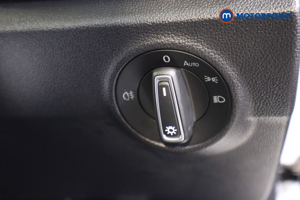 Volkswagen T-Roc R-Line Automatic Petrol SUV - Stock Number (1597857) - 12th supplementary image