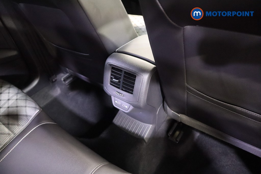 Volkswagen T-Roc R-Line Automatic Petrol SUV - Stock Number (1597857) - 19th supplementary image