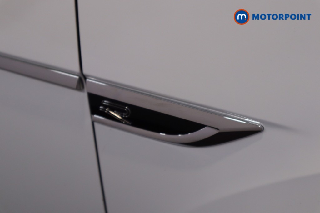 Volkswagen T-Roc R-Line Automatic Petrol SUV - Stock Number (1597857) - 26th supplementary image