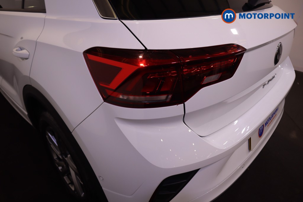 Volkswagen T-Roc R-Line Automatic Petrol SUV - Stock Number (1597857) - 29th supplementary image
