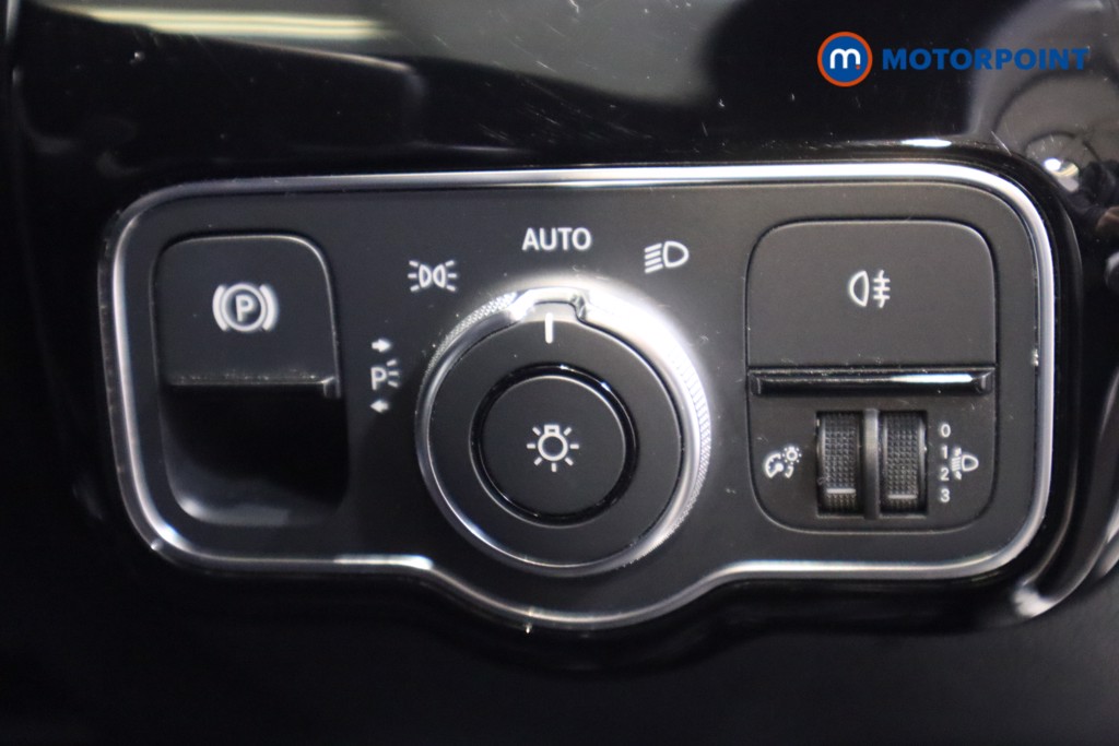 Mercedes-Benz A Class SE Automatic Petrol Hatchback - Stock Number (1597859) - 13th supplementary image