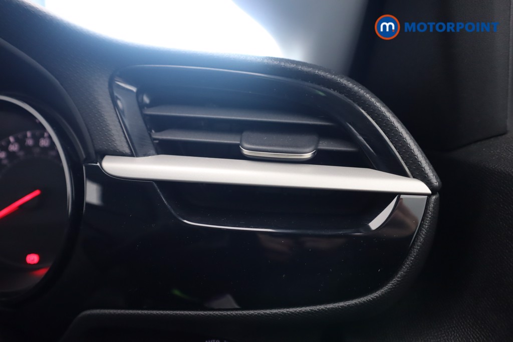 Vauxhall Corsa SE Manual Petrol Hatchback - Stock Number (1597893) - 9th supplementary image