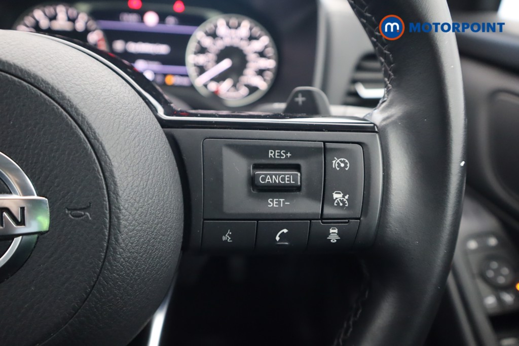 Nissan Qashqai Acenta Premium Automatic Petrol SUV - Stock Number (1597941) - 5th supplementary image